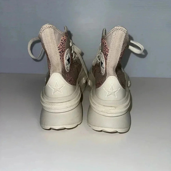 Converse Run Star Legacy CX Platform Cheetah Size 4.5 Kids / 6-6.5 Women’s - Picture 4 of 16